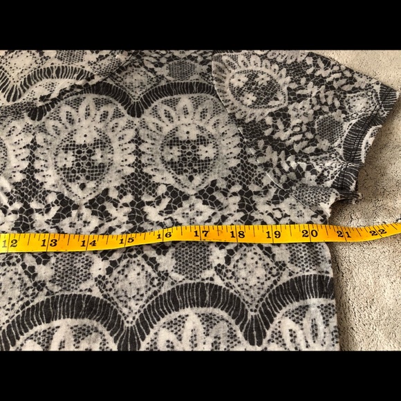 Joe fresh T-shirt black and white sheer size XL - Picture 3 of 11